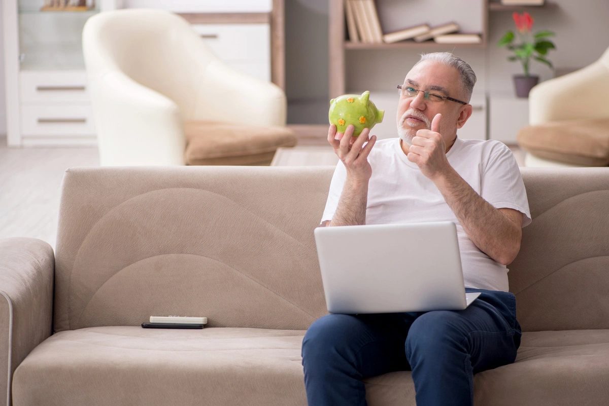 Des retraités vont voir leur pension augmenter. @Adobe