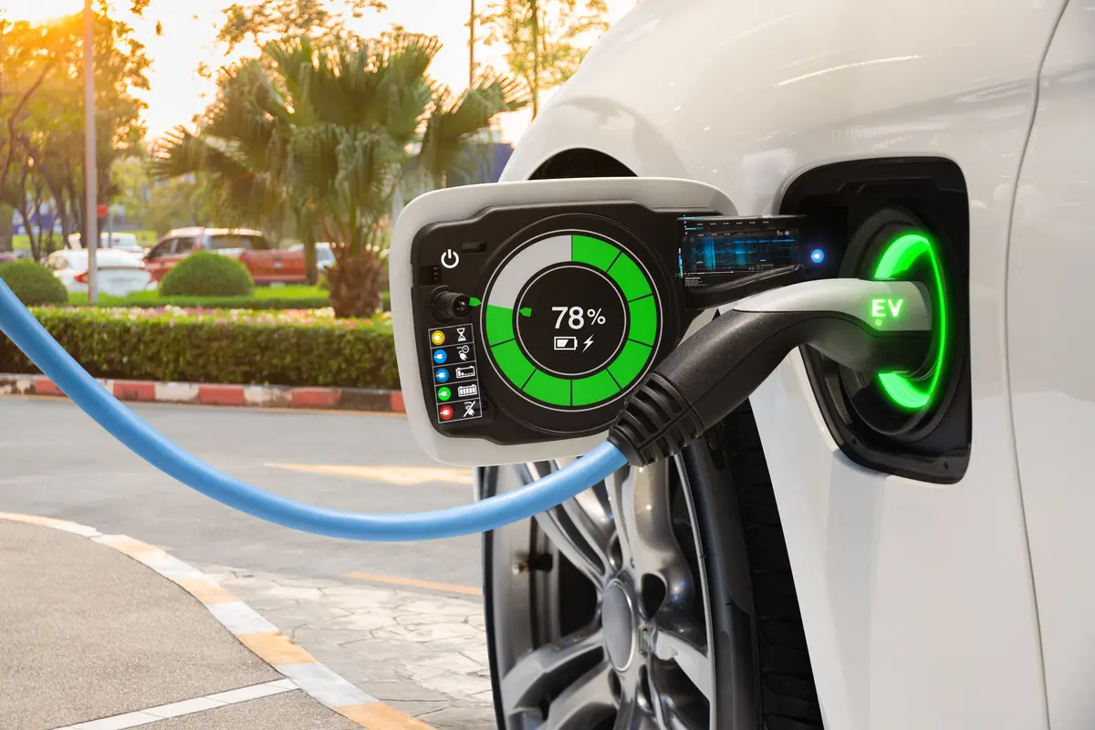 Voitures électriques 3 fois plus risquées que l'essence!