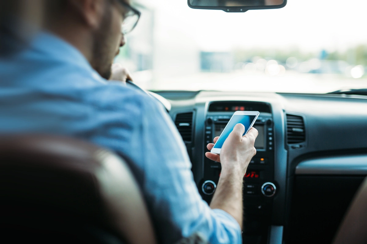automobiliste téléphone