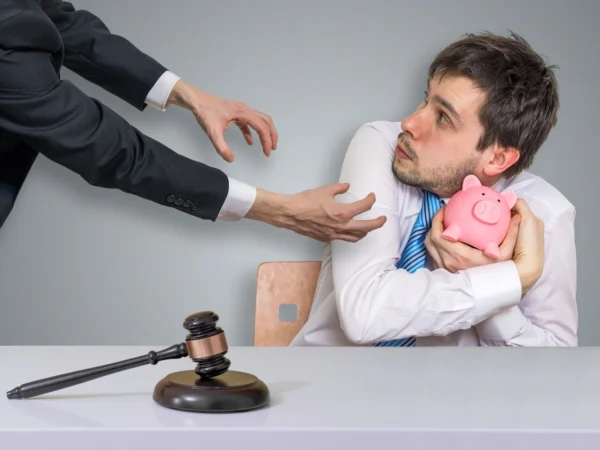 épargne confisqué