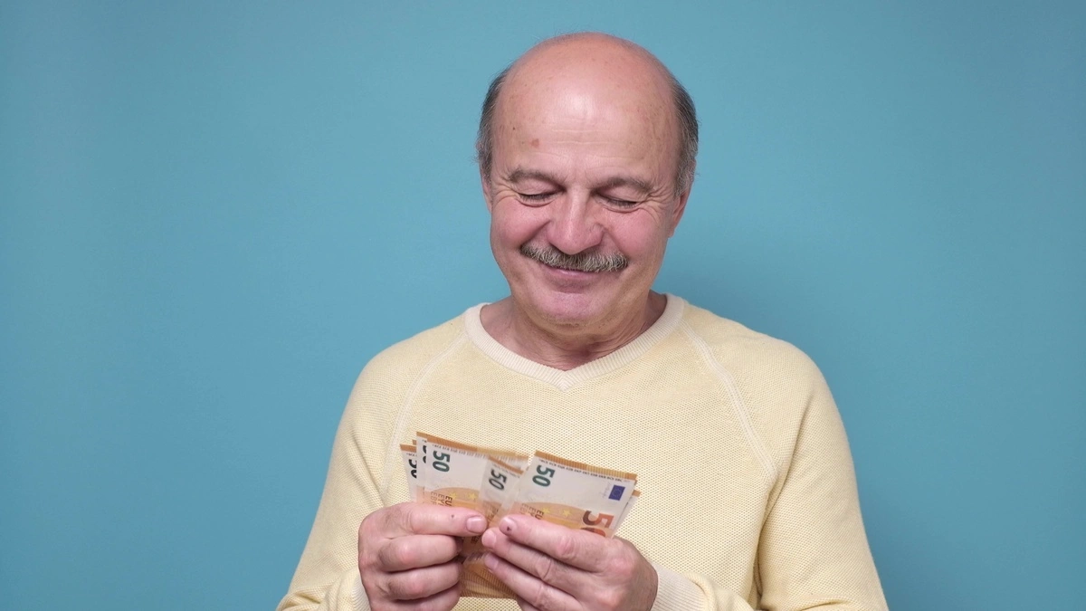 retraités argent heureux