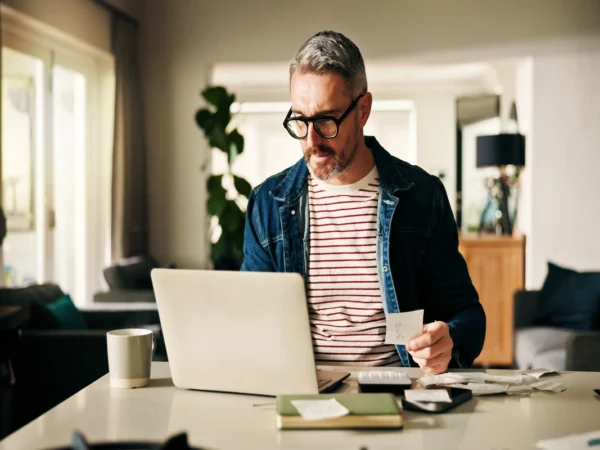 Compte courant : la somme id&eacute;ale &agrave; ne jamais d&eacute;passer pour prot&eacute;ger votre argent