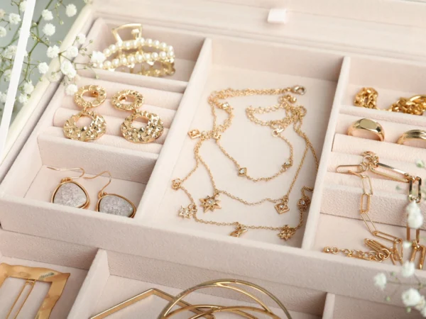 Revente de bijoux : attention &agrave; ces nouvelles r&egrave;gles fiscales qui changent tout !