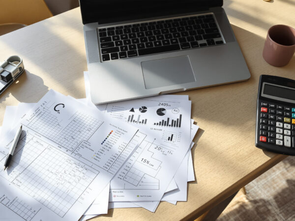 Bureau-calcul-fiscalit&eacute;-image