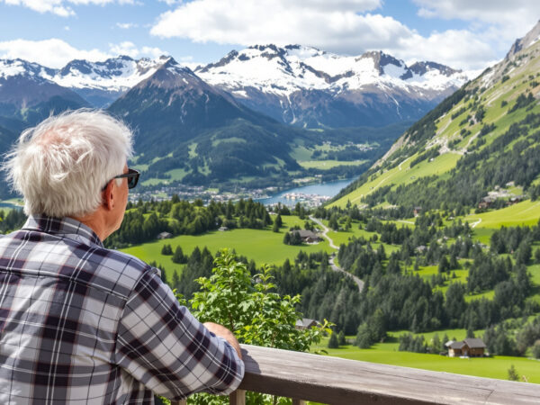 Retrait&eacute;_Observation_Terrasse_Montagne