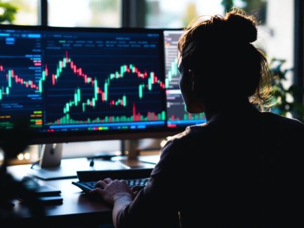 investissement_trackers_&eacute;cran_boursier